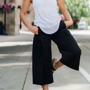 NWT Zyia Cropped Workflow Pant